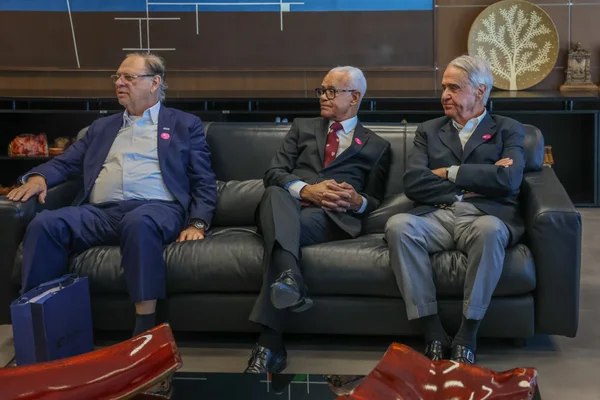 Governador se encontra com diretoria da Associação Comercial e Empresarial de Minas