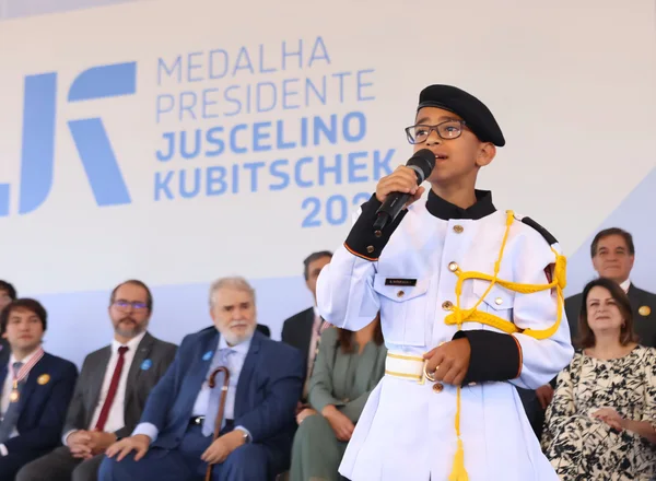 Cerimônia de entrega da Medalha Juscelino Kubitschek, em Diamantina