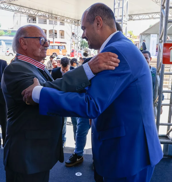 Cerimônia de entrega da Medalha Juscelino Kubitschek, em Diamantina