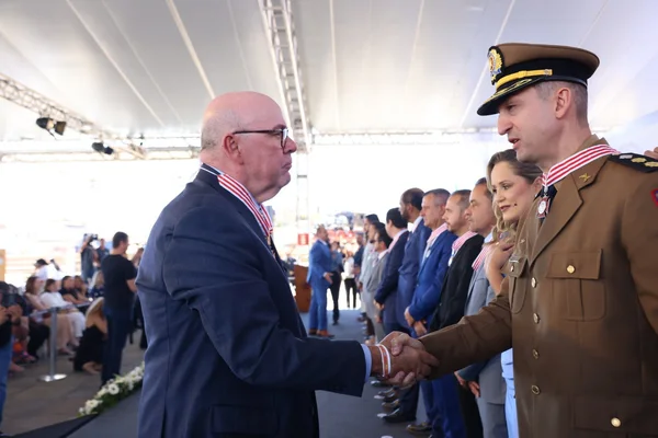 Cerimônia de entrega da Medalha Juscelino Kubitschek, em Diamantina