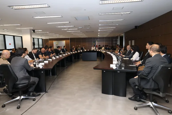 Reunião do secretariado dá inicio à transição de mandato ao Governo de Minas de maneira transparente e profissional