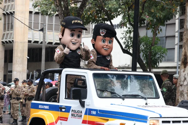 Governo de Minas participa do desfile cívico-militar de Independência do Brasil