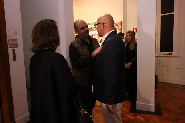 Governador participa de pré-estreia da exposição “Mestre e Influências - A construção do olhar”