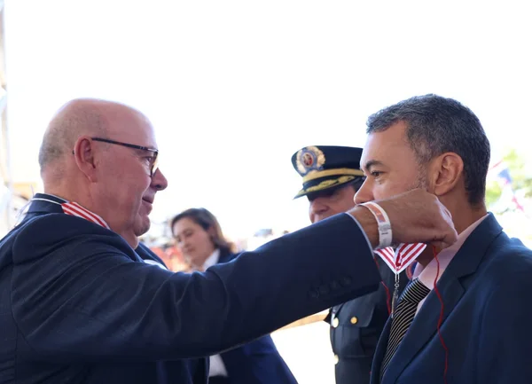 Cerimônia de entrega da Medalha Juscelino Kubitschek, em Diamantina