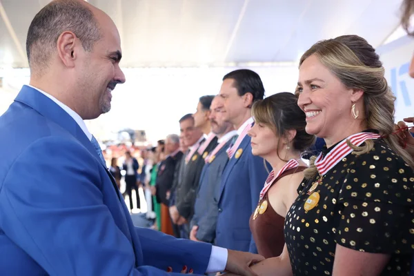 Cerimônia de entrega da Medalha Juscelino Kubitschek, em Diamantina
