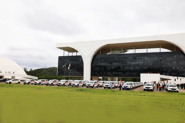 Defesa Civil de Minas Gerais realiza seminário sobre período chuvoso e entrega 70 viaturas a municípios