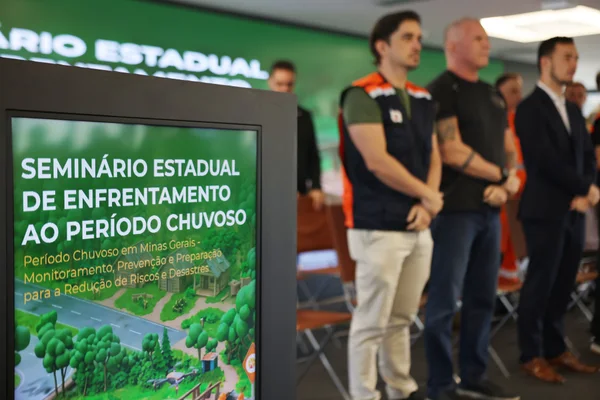 Defesa Civil de Minas Gerais realiza seminário sobre período chuvoso e entrega 70 viaturas a municípios