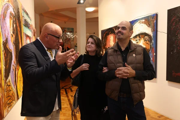Governador participa de pré-estreia da exposição “Mestre e Influências - A construção do olhar”