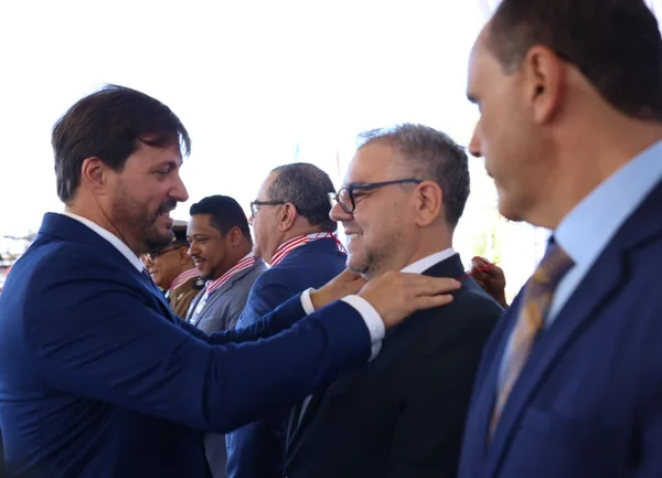 Cerimônia de entrega da Medalha Juscelino Kubitschek, em Diamantina