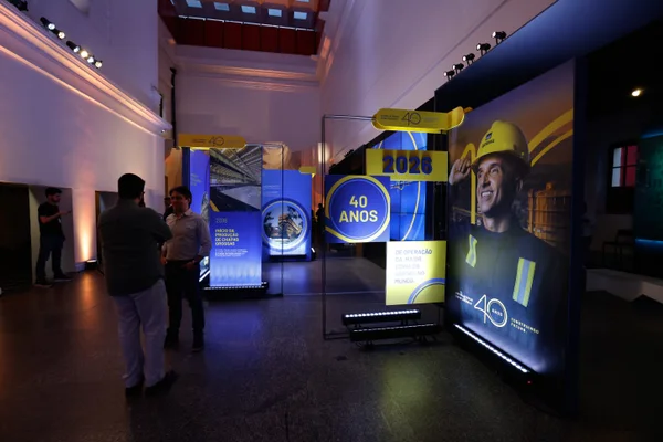 Governador participa da abertura da exposição sobre os 40 anos da usina da Gerdau em Ouro Branco