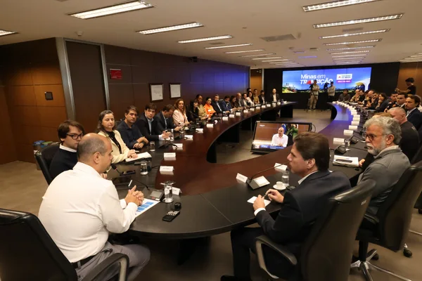 Reunião do secretariado dá inicio à transição de mandato ao Governo de Minas de maneira transparente e profissional