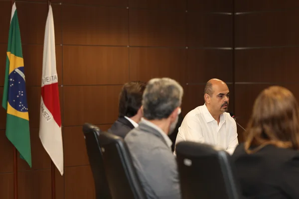 Reunião do secretariado dá inicio à transição de mandato ao Governo de Minas de maneira transparente e profissional