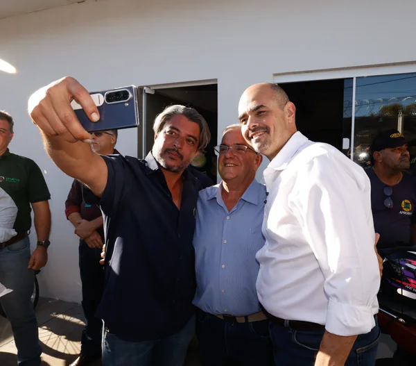 Governador vistoria a Associação dos Produtores Familiares da Região da Boa Vista, em Uberaba