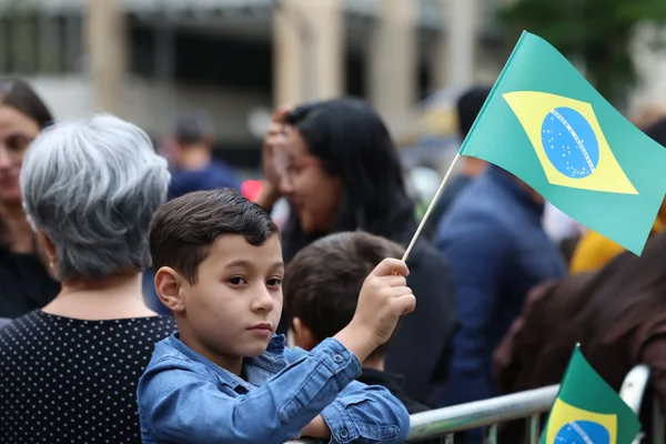 Governo de Minas participa do desfile cívico-militar de Independência do Brasil
