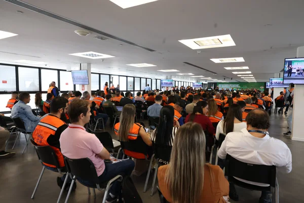 Defesa Civil de Minas Gerais realiza seminário sobre período chuvoso e entrega 70 viaturas a municípios