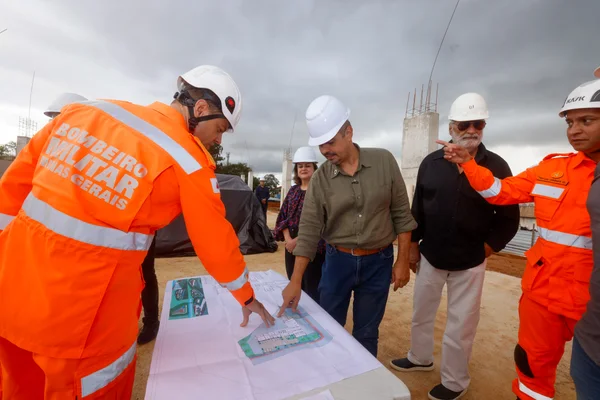 Governo de Minas vistoria obras da nova sede do Corpo de Bombeiros em Diamantina