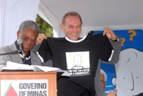 Os atores Milton Gonçalves e José Wilker participaram do lançamento da campanha contra a corrupção