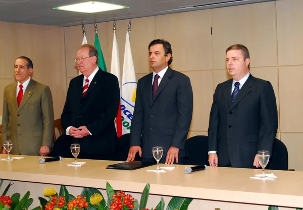 O governador Aécio Neves participou da inauguração da nova sede da Ocemg