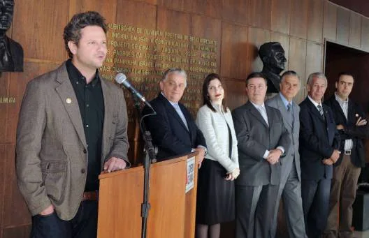 Ator Selton Mello em pronunciamento na solenidade
