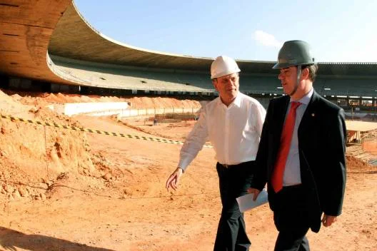 Secretário Sergio Barroso e o deputado federal Jonas Donizette
