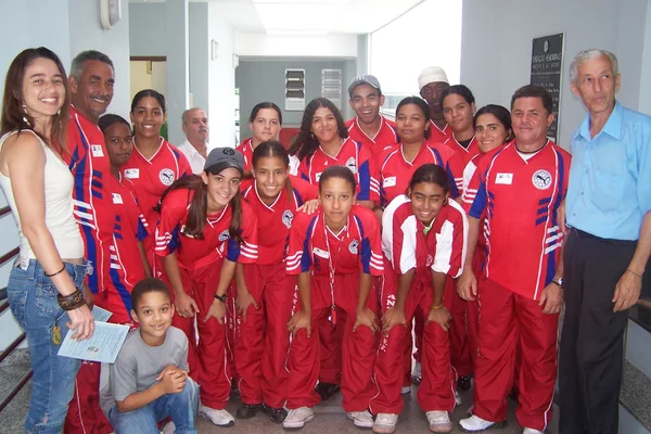 As Panteras compareceram ao Hemocentro de Belo Horizonte antes do início do torneio Taça BH
