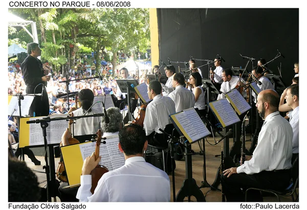 Orquestra interpreta obras de Rossini, Beethoven e Pablo de Sarasate, no domingo
