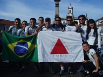 Ciclistas no ponto de partida, a Praça Tiradentes, em Ouro Preto