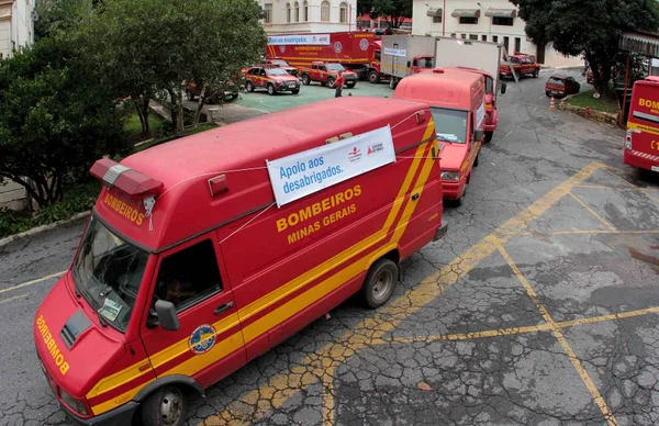 O comboio do Corpo de Bombeiros levou donativos para quatro municípios