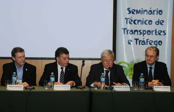 Seminário reuniu autoridades para debater mobilidade urbana para Copa 2014