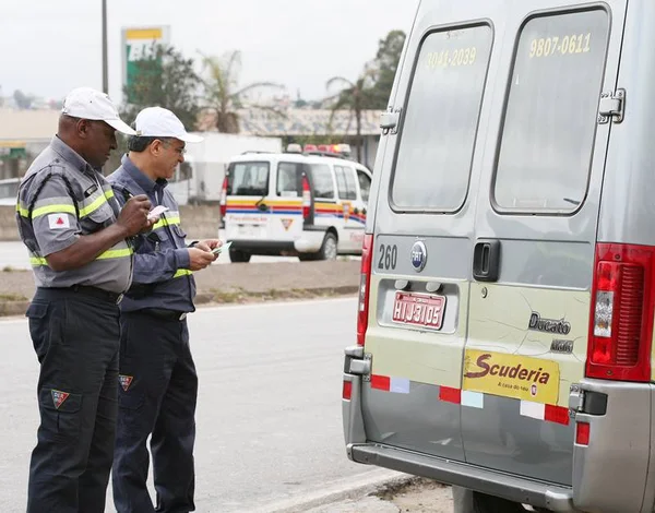 Força-tarefa atua em pontos estratégicos para coibir transporte clandestino