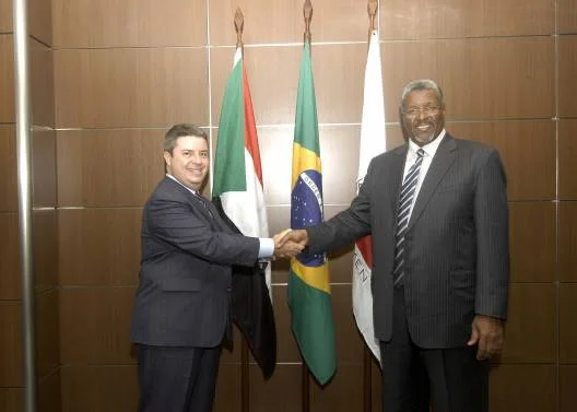 Governador Anastasia e o governador de Cartum, Abdulrhman Ahmed Al-Khidir