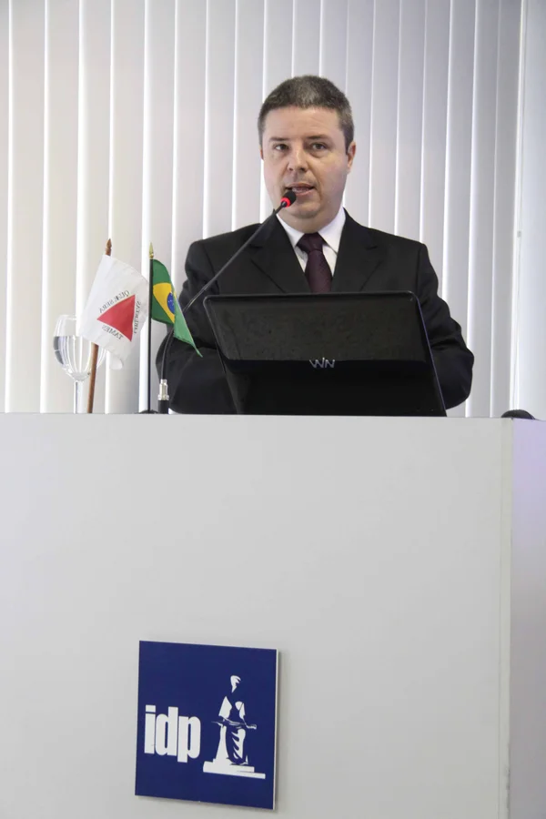 Governador Anastasia em pronunciamento no seminário em Brasília (DF)