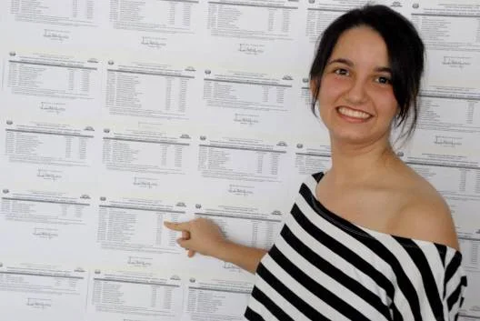 Dâmaris Caldeira Gonçalves obteve a maior nota do Paes, 351 pontos