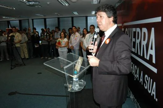 Secretário Antônio Jorge em pronunciamento durante o evento