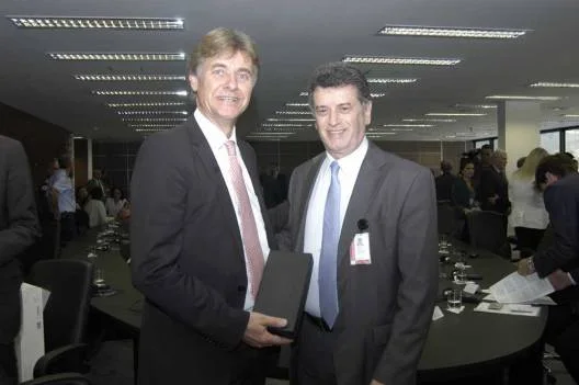 Diretor da Lufthansa, Christoph Meyerrose, e o secretário Sergio Barroso