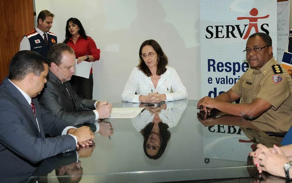 Procurador-geral do Ministério Público, Alceu José Marques, assina termo de cooperação com Servas