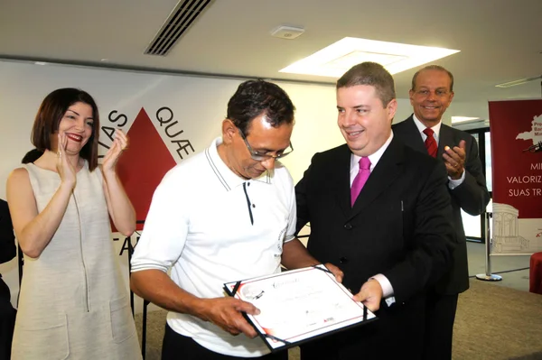 O conselho apóia projetos de incentivo à cultura, como a doação de instrumentos a bandas de música