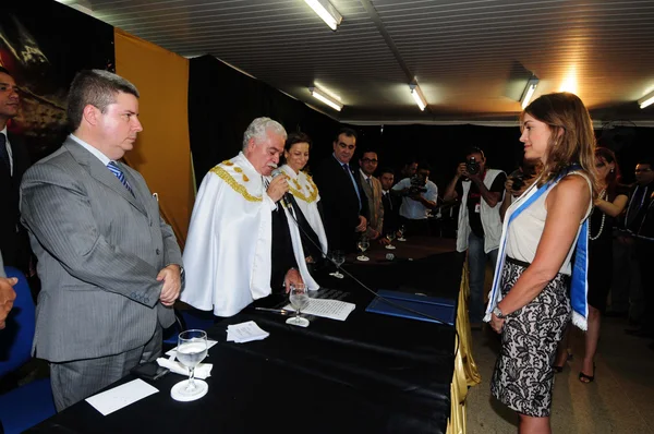 Antonio Anastasia, João dos Reis Canela e Renata Vilhena durante a homenagem