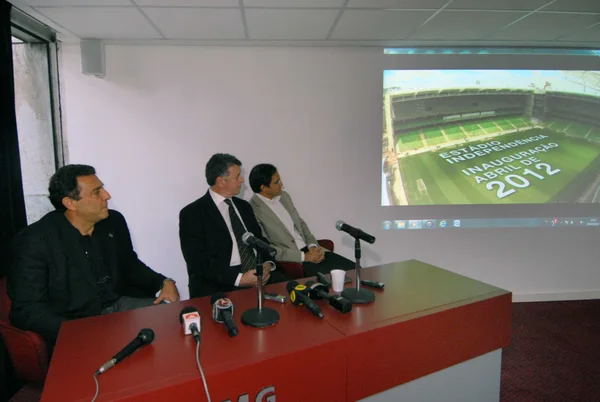 Secretário Sergio Barroso anunciou a data de reabertura do Independência durante coletiva