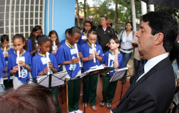 Governador em exercício, Dinis Pinheiro, visitou nesta terça-feira a cidade de Ibirité