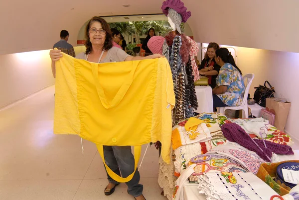 Maria Dimas Alves aposta nos bordados para faturar na Feira de Talentos
