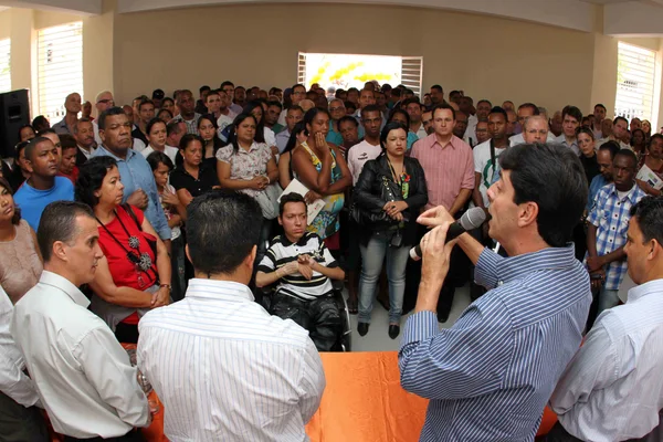 Governador em exercício participou da inauguração do Centro de Educação Infantil