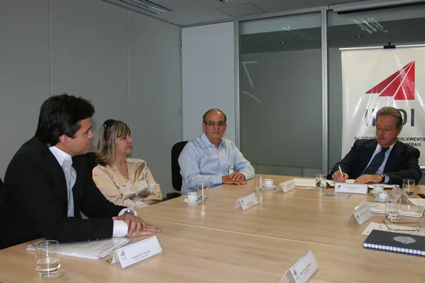 Sandro Heringer, Ilmar Heringer e Jesonias Heringer, da Carroceria Heringer, com Frederico Álvares