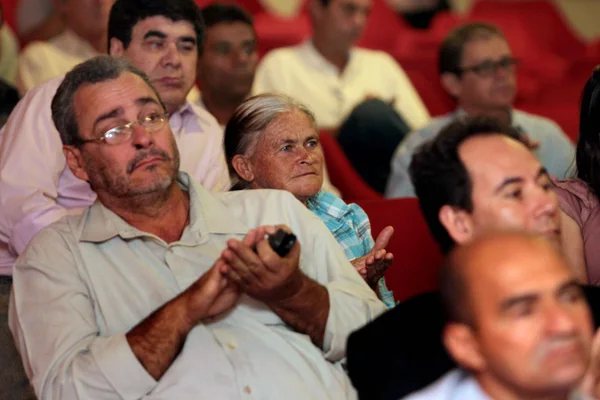 Mais 71 cidades mineiras serão beneficiados pelo Programa Travessia Social