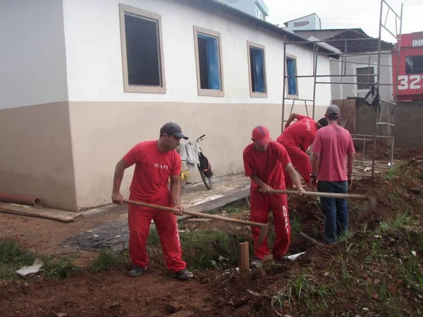Casa é réplica fiel do local onde Pelé nasceu e viveu até os 4 anos de idade