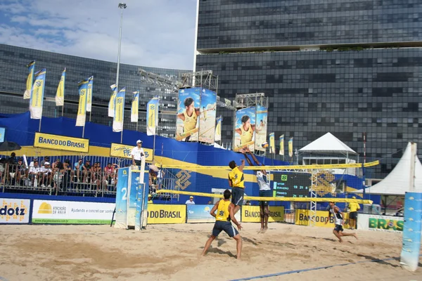 Circuito de Vôlei de Praia define semifinalistas 