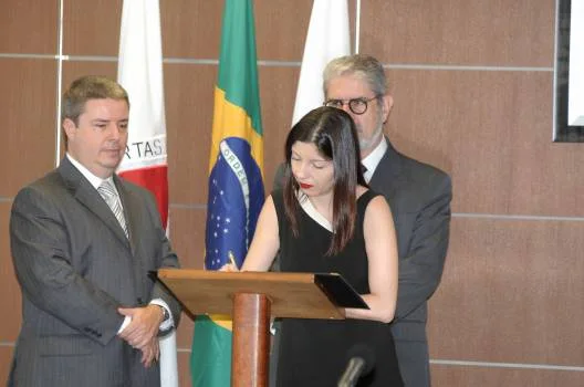 Secretária de Cultura participa da assinatura do documento