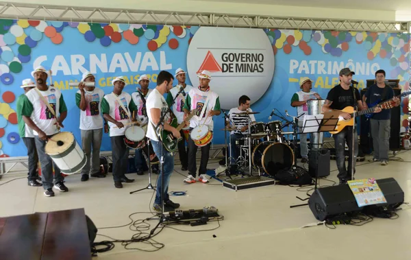 O evento contou com atrações de várias cidades e estandes de órgãos do governo