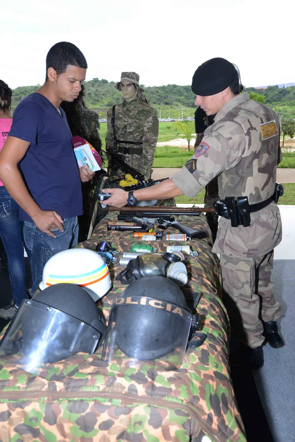 O evento contou com atrações de várias cidades e estandes de órgãos do governo