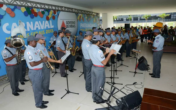 O evento contou com atrações de várias cidades e estandes de órgãos do governo